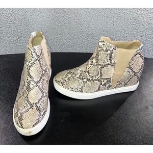 Coconuts by Matisse Snake Print Wedge Sneakers Booties Women 8.5 Pull On